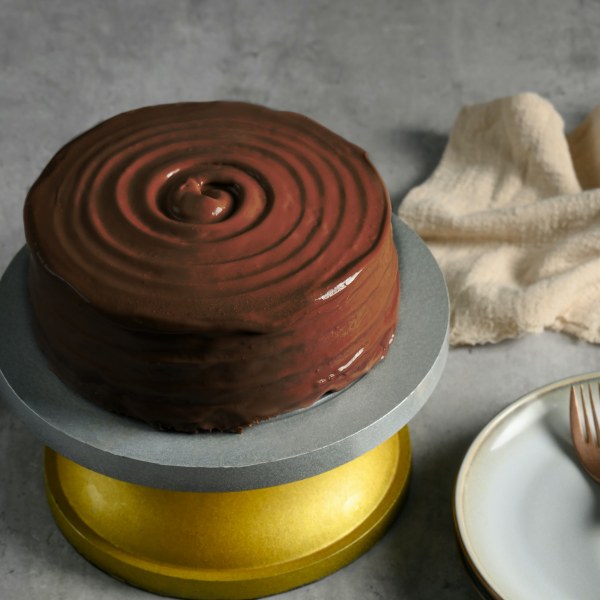 濃醇生巧克力蛋糕 Rich chocolate cake